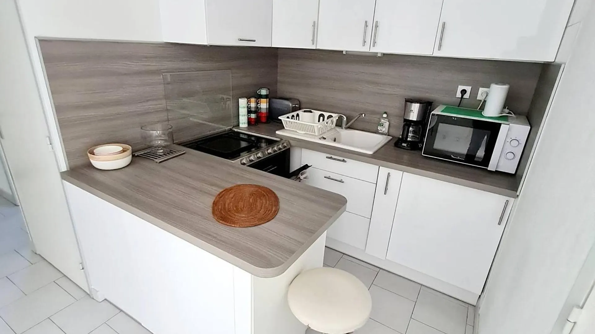 T3 Avec Wi-Fi, Parking, Piscine Et Tennis A 150M De La Plage - Fr-1-316-340 Сис-Фур-Ле-Пляж 0*,  Франция